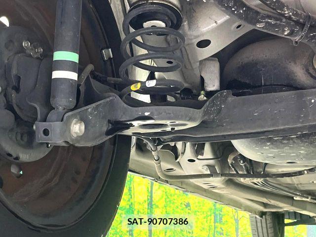 Suzuki LAPIN 2021-01 8334744-19