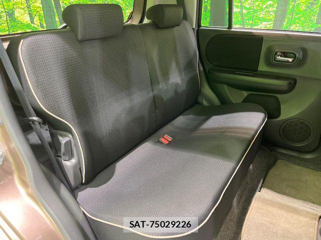 Suzuki LAPIN 2012-01 8334747-9