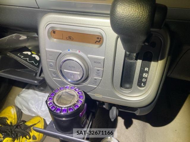 Suzuki LAPIN 2012-01 8334753-9