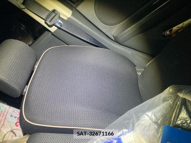 Suzuki LAPIN 2012-01 8334753-7