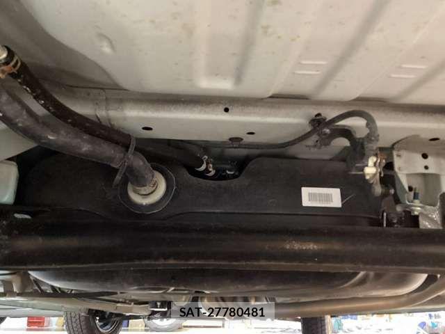 Suzuki LAPIN 2015-11 8364660-18