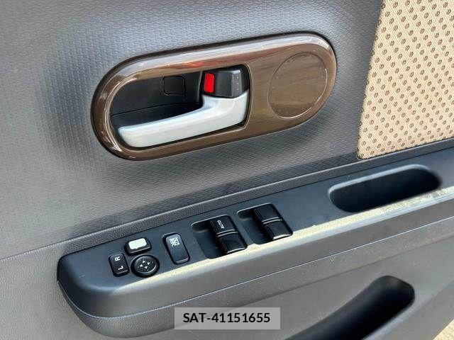 Suzuki LAPIN 2012-03 8364666-24