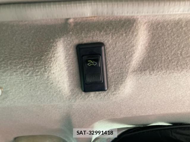 Suzuki LAPIN 2003-10 8364671-19