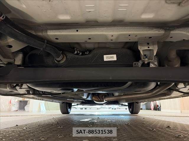 Suzuki LAPIN 2018-05 8364662-27