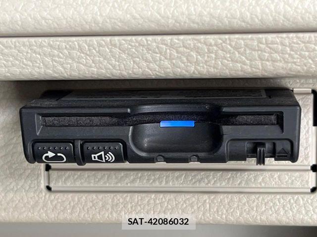 Suzuki LAPIN 2015-12 8456987-4