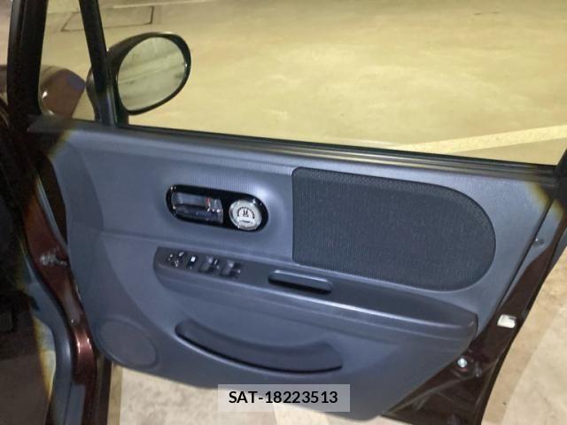 Suzuki LAPIN 2012-03 8523464-9