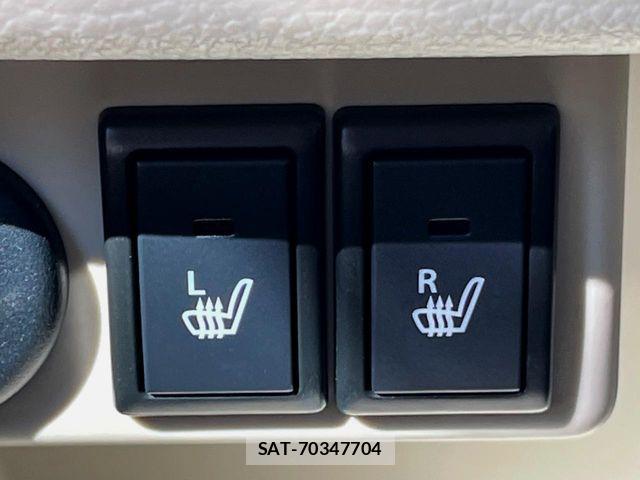 Suzuki LAPIN 2021-04 8665776-5