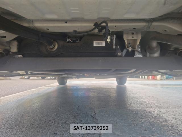 Suzuki LAPIN 2017-03 8848160-10