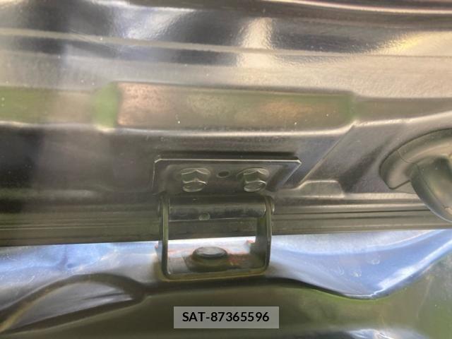 Suzuki LAPIN 2009-05 8883272-9
