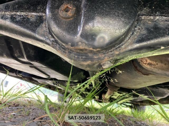 Suzuki LAPIN 2004-03 8364680-10