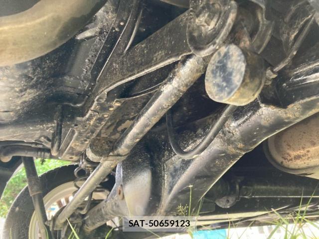 Suzuki LAPIN 2004-03 8364680-12