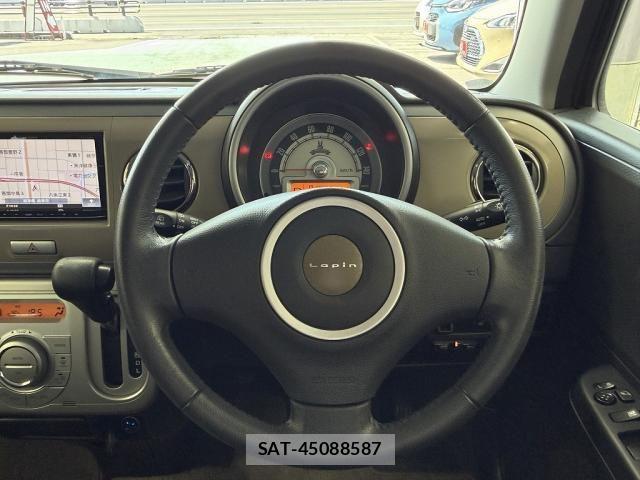 Suzuki LAPIN 2012-09 8364681-4