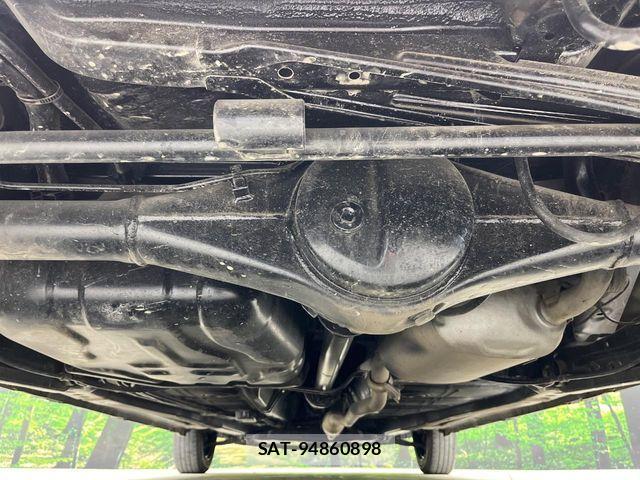 Suzuki LAPIN 2022-04 8795218-19