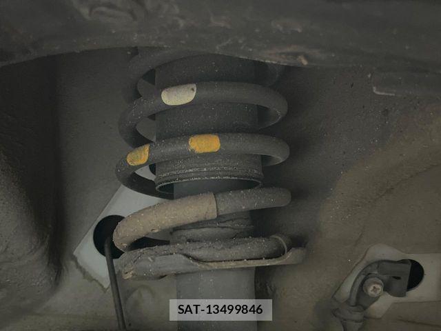 Suzuki LAPIN 2014-01 7214617-18