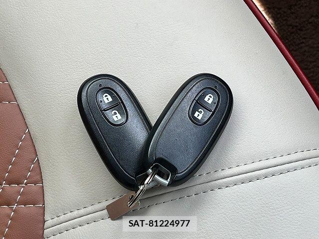 Suzuki LAPIN 2013-09 7214615-25