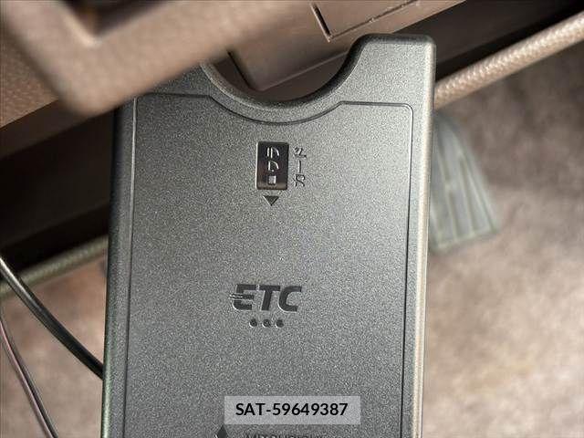 Suzuki LAPIN 2014-04 8437922-23