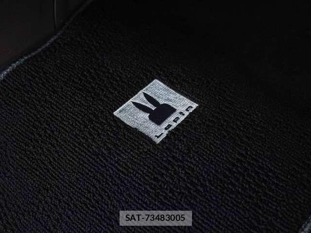 Suzuki LAPIN 2014-02 7614894-19