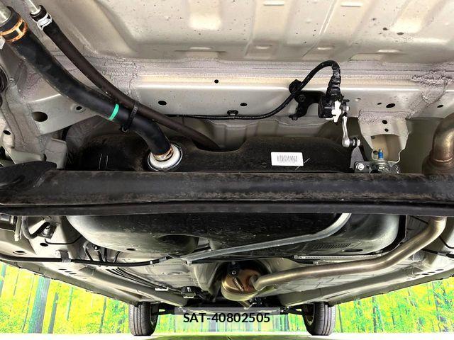 Suzuki LAPIN 2023-08 6674916-18