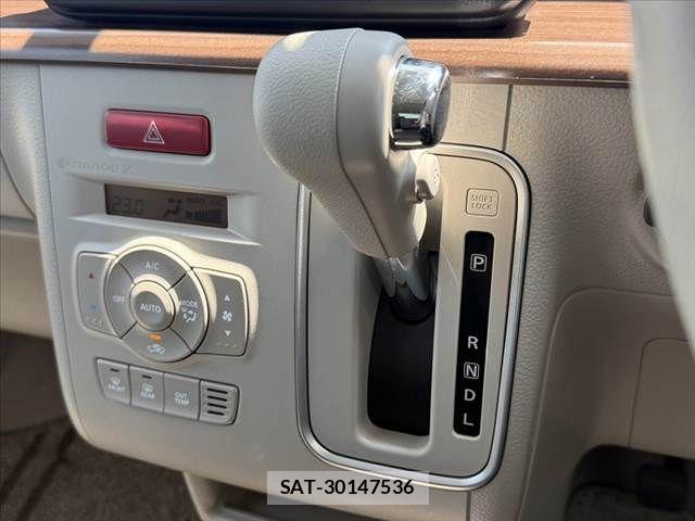Suzuki LAPIN 2023-06 7214632-26
