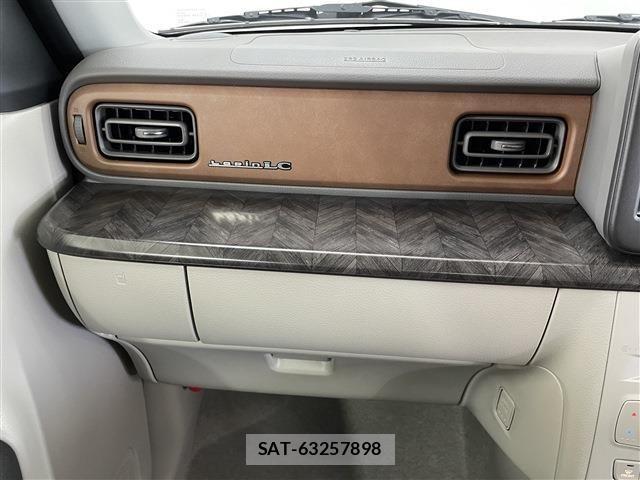 Suzuki LAPIN 2025-08 8353890-27