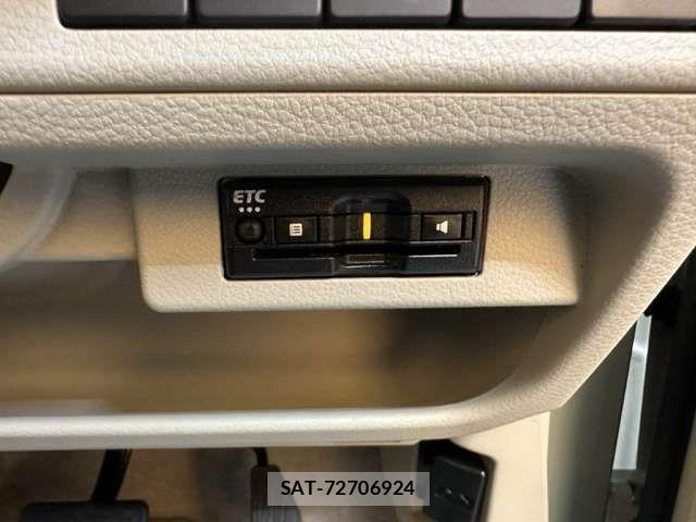 Suzuki LAPIN 2023-10 8371415-9