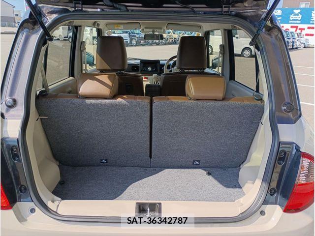 Suzuki LAPIN 2023-09 8779446-14