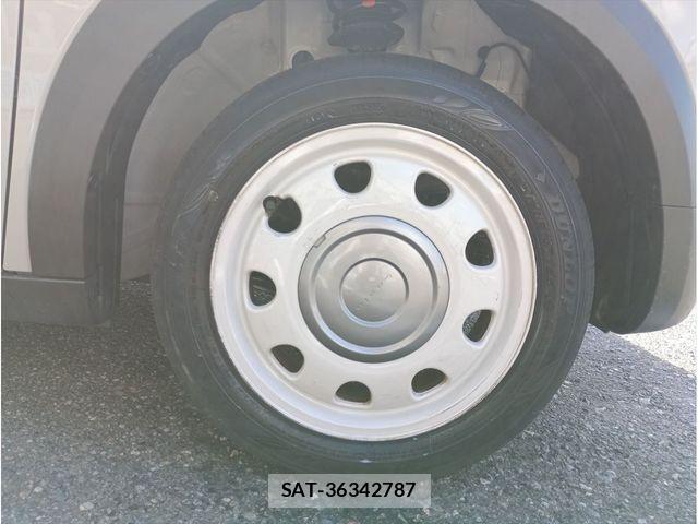 Suzuki LAPIN 2023-09 8779446-6