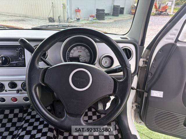 Suzuki LAPIN 2003-02 7499465-28
