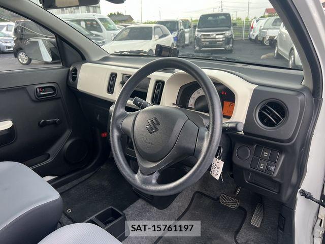 Suzuki ALTO 2018-05 8364695-9