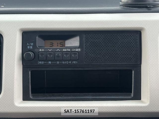 Suzuki ALTO 2018-05 8364695-11