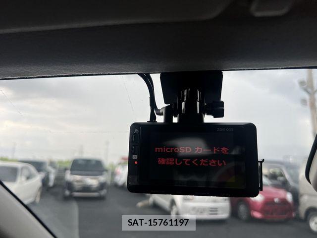 Suzuki ALTO 2018-05 8364695-14