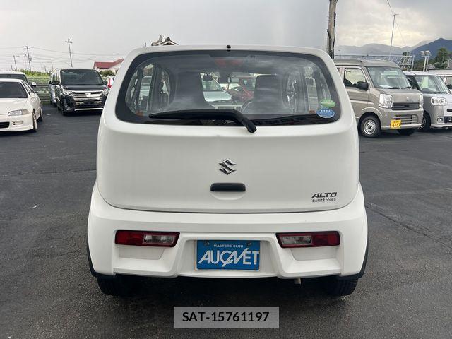 Suzuki ALTO 2018-05 8364695-4