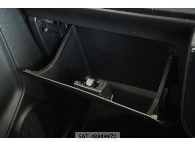 Suzuki ALTO WORKS 2017-12 6682568-17