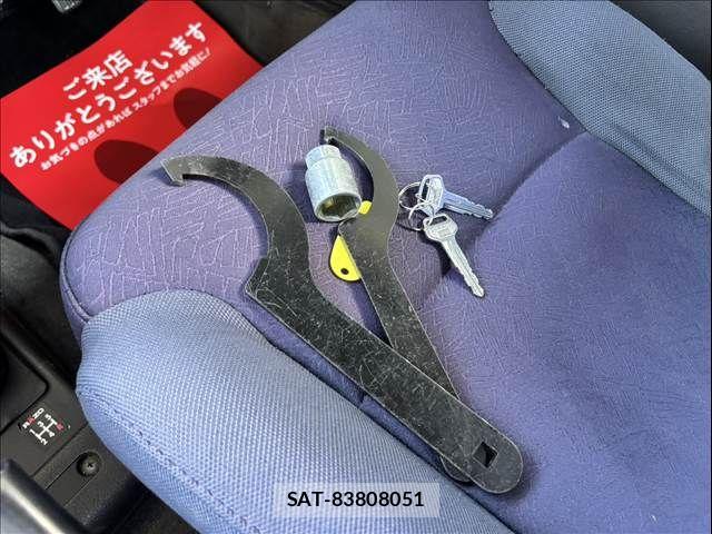 Suzuki ALTO WORKS 1991-01 7057403-11
