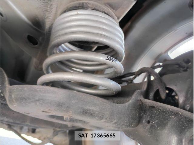 Suzuki ALTO WORKS 2017-10 8364697-15