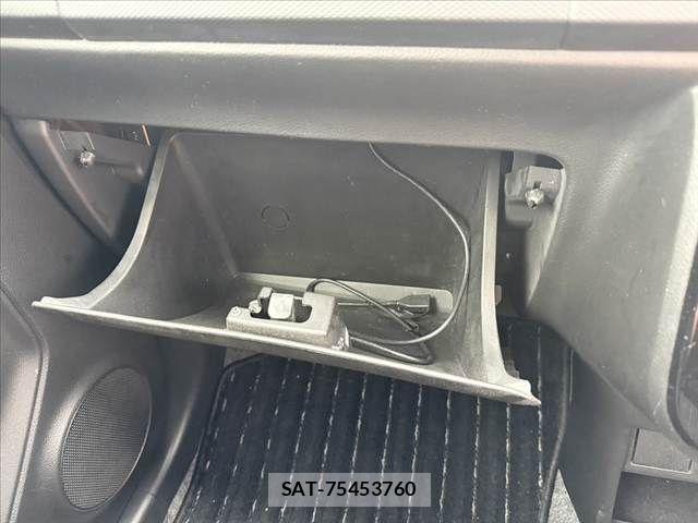 Suzuki ALTO WORKS 2019-11 8779450-24