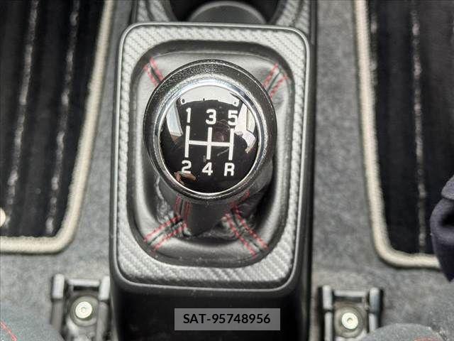 Suzuki ALTO WORKS 2018-01 8795228-3