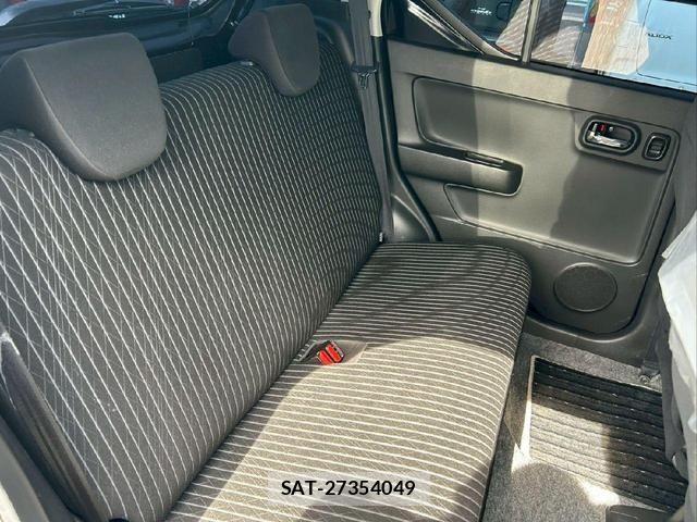 Suzuki ALTO WORKS 2017-03 8848179-21