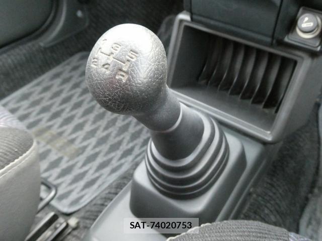 Suzuki ALTO WORKS 1993-01 6610452-28