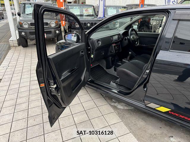 Suzuki ALTO WORKS 2016-08 8072777-14