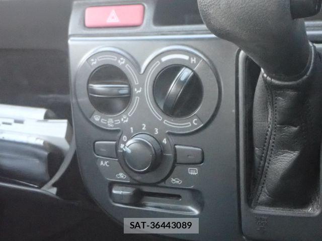Suzuki ALTO 2018-01 6641220-12