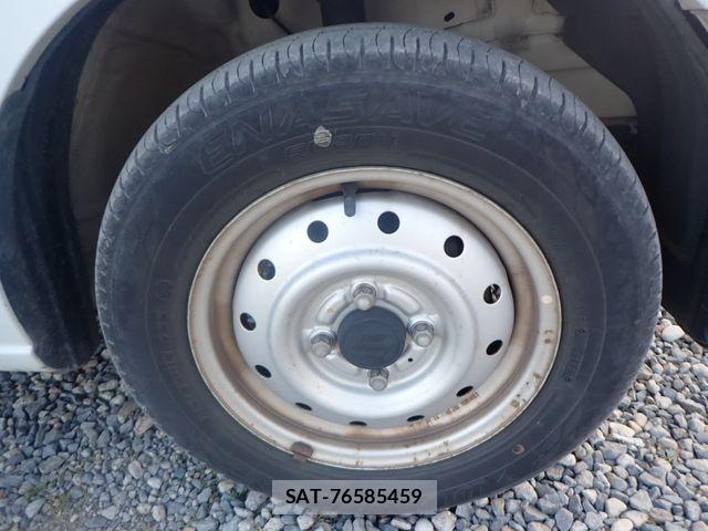 Suzuki ALTO 2018-01 6641219-21