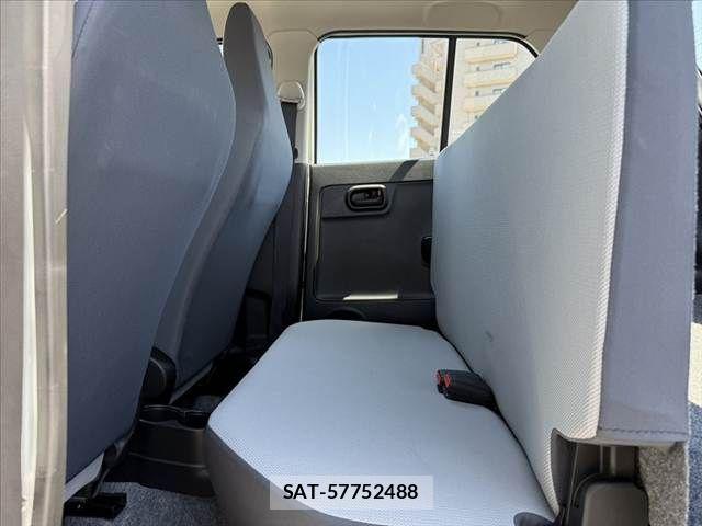 Suzuki ALTO 2016-02 6683677-18