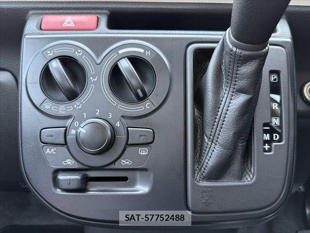 Suzuki ALTO 2016-02 6683677-4