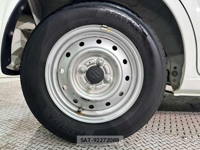 Suzuki ALTO 2019-10 6813625-26