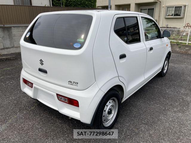 Suzuki ALTO 2018-04 7214647-2