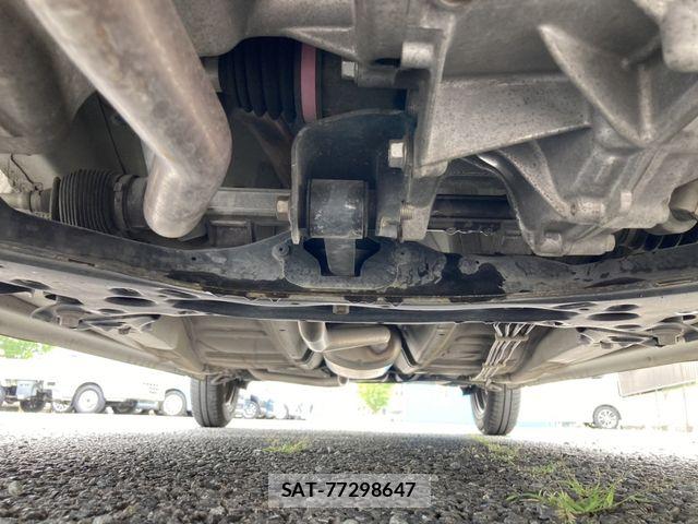 Suzuki ALTO 2018-04 7214647-29