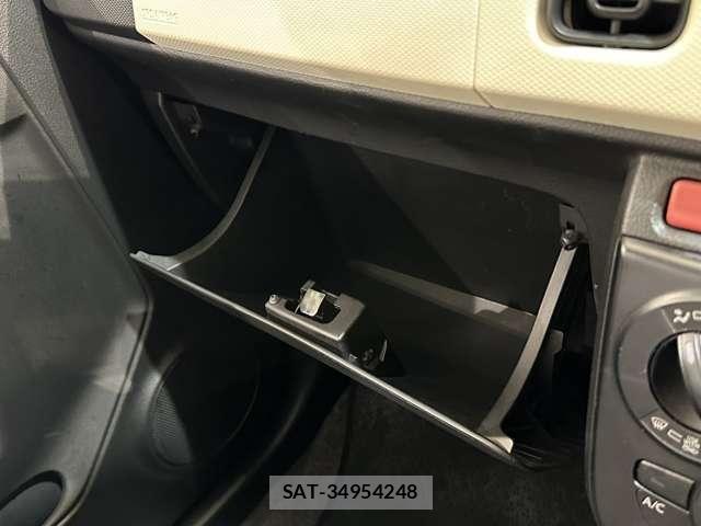 Suzuki ALTO 2017-11 7214646-14