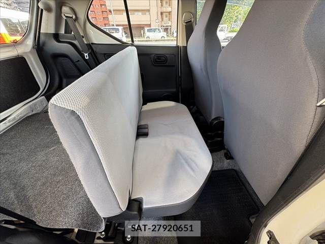 Suzuki ALTO 2020-04 7214657-15