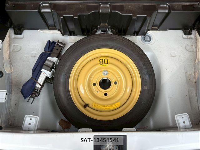 Suzuki ALTO 2018-04 7214649-24